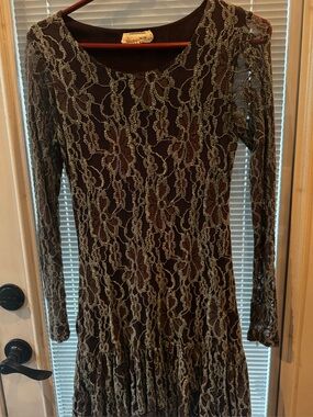 Long Sleeve Lace Overlay Dress in Brown and teal